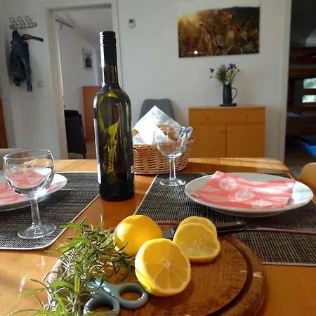 Zum Rebberg Apartman