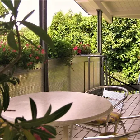 Apartament Zum Rebberg *