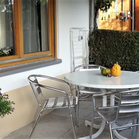Apartment Zum Rebberg *